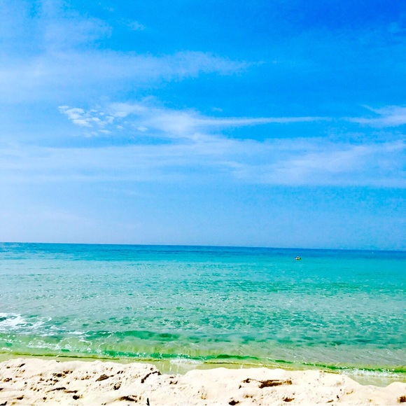 Meet your Posher, Rachel - Picture 1 of 1